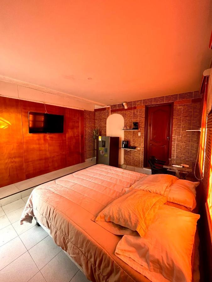Habitación con entrada independiente cerca al centro histórico Cartagena Exterior foto